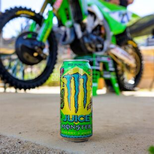 Monster Energy Rio Punch, 0,5 л, Напиток энергетический безалкогольный Ваниль, Папайя и Смородина