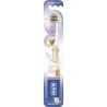 Oral-B, Уход за деснами Золото, 1 шт., Зубная щетка экстра мягкая, Антибактериальна защита