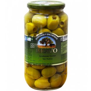 Консервированные оливки — калорийность, полезные свойства и рецепты